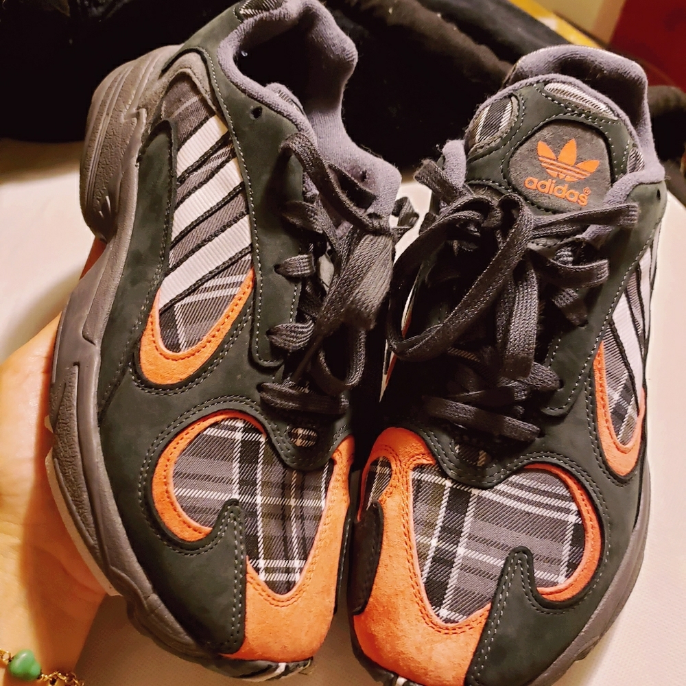 Adidas Yung
